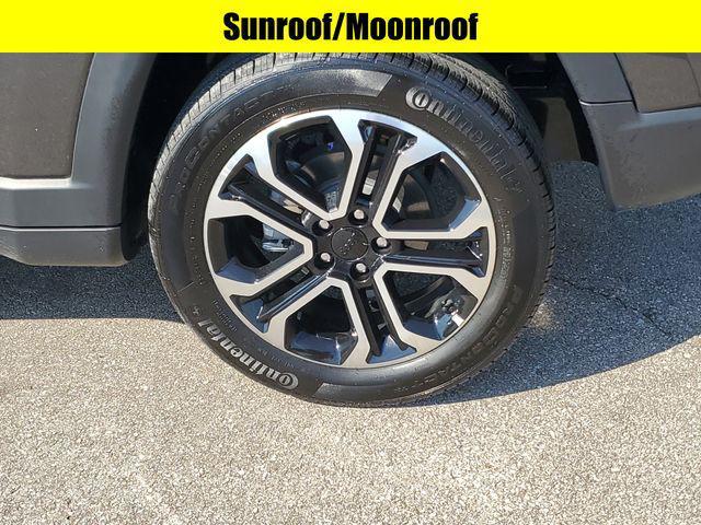 used 2022 Jeep Compass car, priced at $26,064