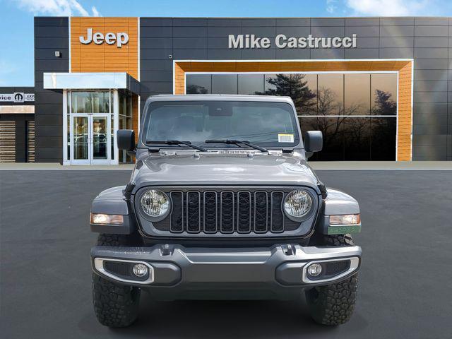 new 2025 Jeep Gladiator car, priced at $43,995