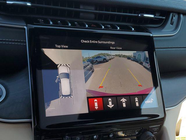 new 2025 Jeep Grand Cherokee car, priced at $48,995