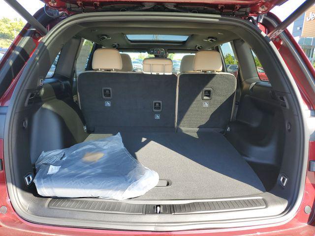 new 2025 Jeep Grand Cherokee car, priced at $48,995