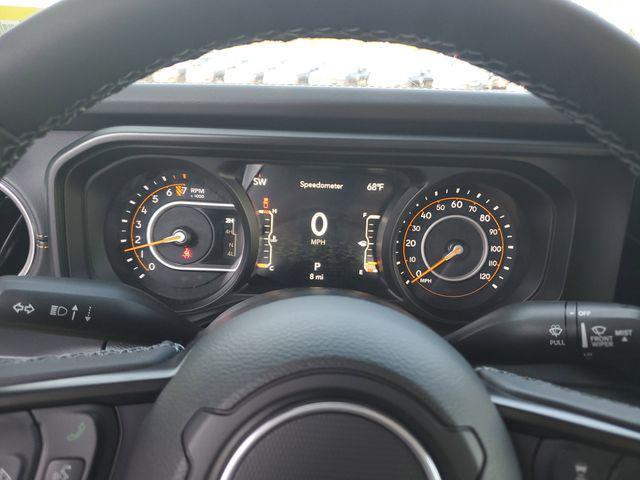 new 2025 Jeep Gladiator car, priced at $42,995