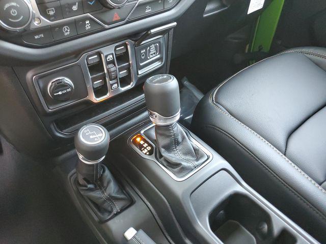 new 2025 Jeep Gladiator car, priced at $42,995