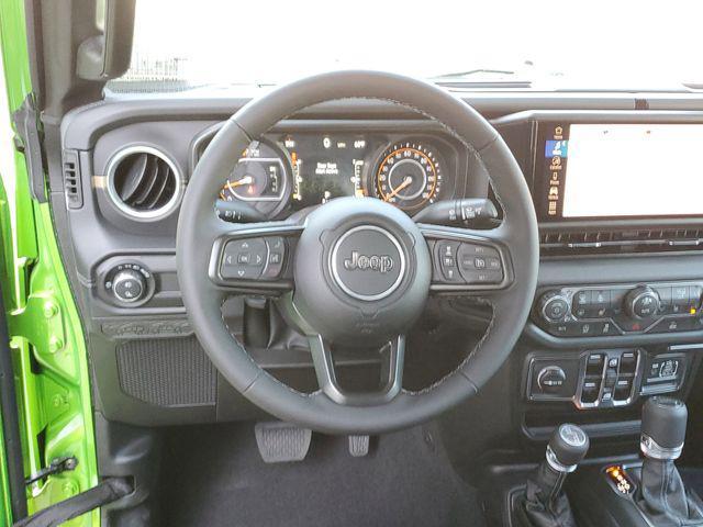 new 2025 Jeep Gladiator car, priced at $42,995