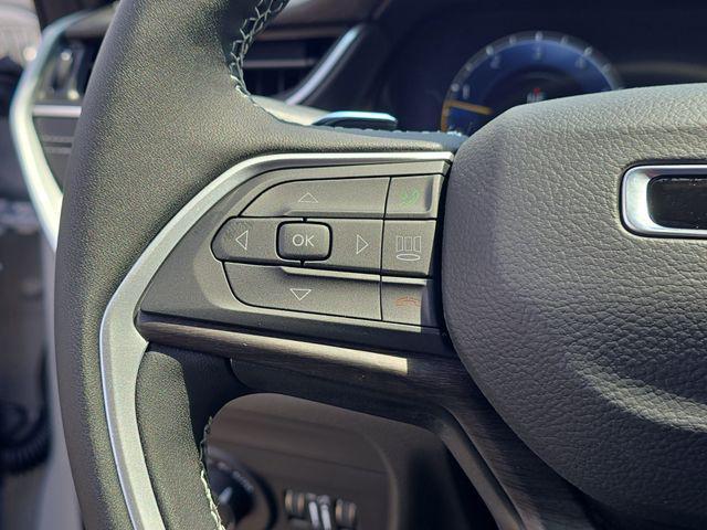 new 2025 Jeep Grand Cherokee car, priced at $44,995