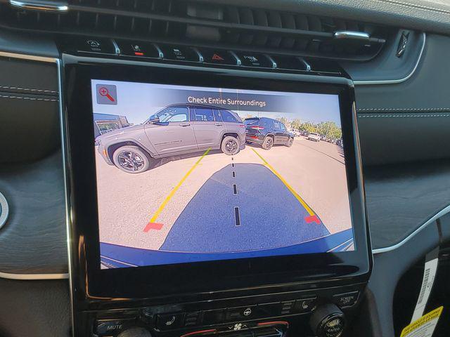 new 2025 Jeep Grand Cherokee car, priced at $44,995