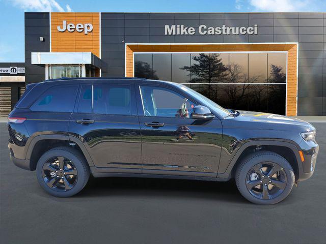 new 2025 Jeep Grand Cherokee car, priced at $44,995