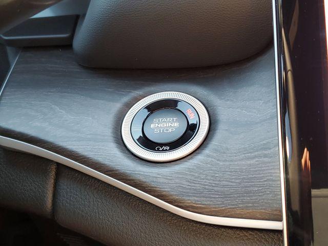 new 2025 Jeep Grand Cherokee car, priced at $44,995