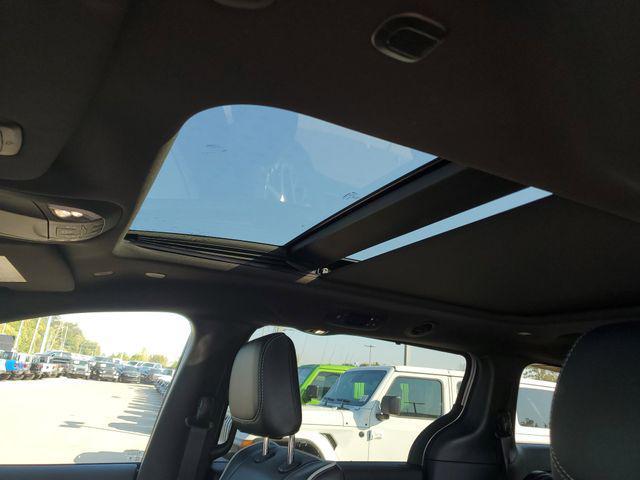 new 2026 Chrysler Pacifica car, priced at $45,245