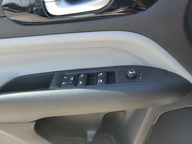 new 2025 Jeep Compass car, priced at $29,995
