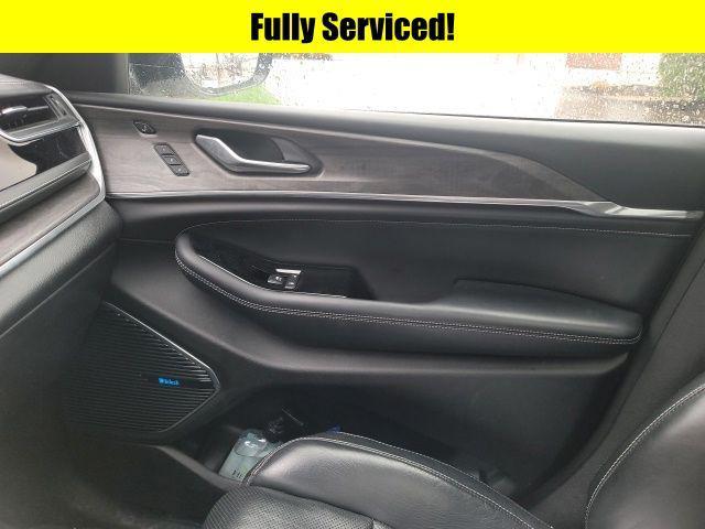 used 2022 Jeep Grand Cherokee car, priced at $29,922
