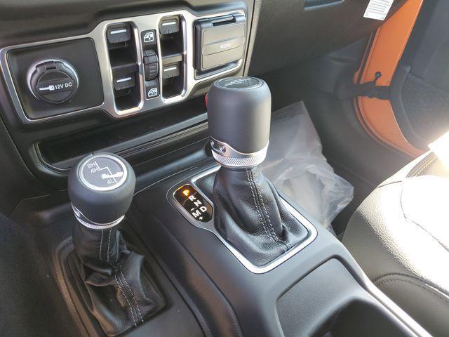 new 2025 Jeep Gladiator car, priced at $43,995