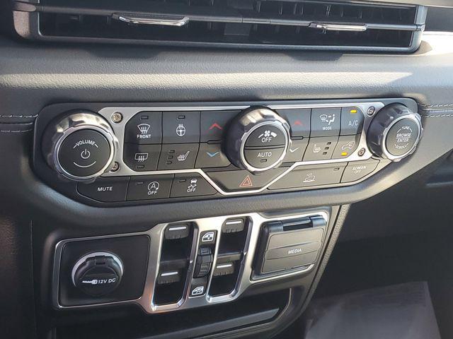 new 2025 Jeep Gladiator car, priced at $43,995