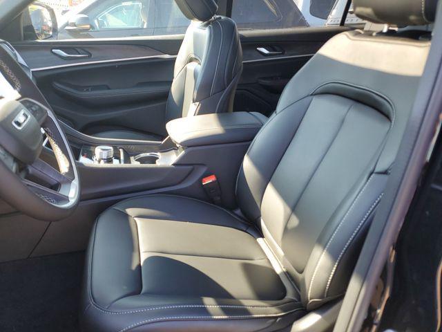 new 2025 Jeep Grand Cherokee L car, priced at $49,995