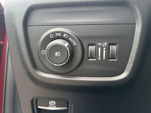 used 2023 Jeep Grand Cherokee car, priced at $43,295