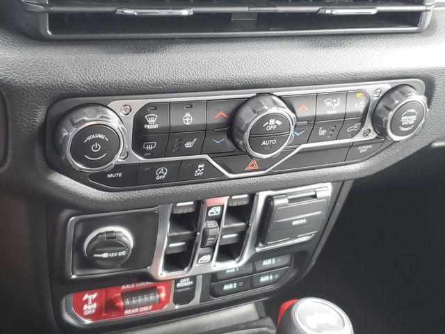 new 2025 Jeep Wrangler car, priced at $53,995