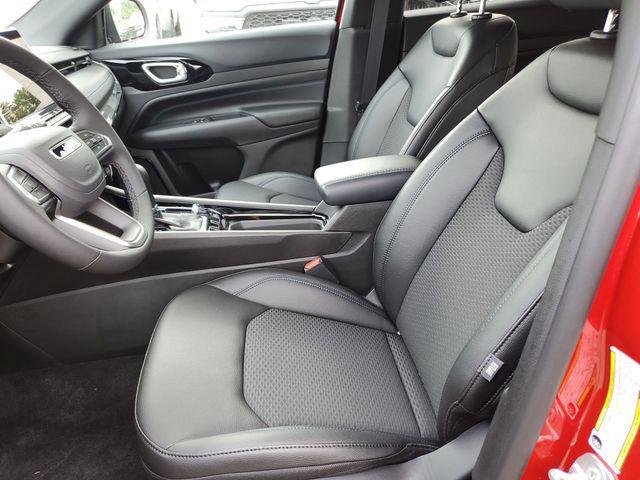 new 2025 Jeep Compass car, priced at $29,995