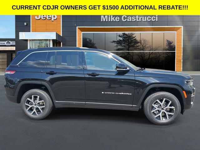 new 2025 Jeep Grand Cherokee car, priced at $41,495
