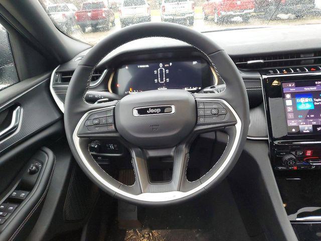new 2025 Jeep Grand Cherokee L car, priced at $38,911