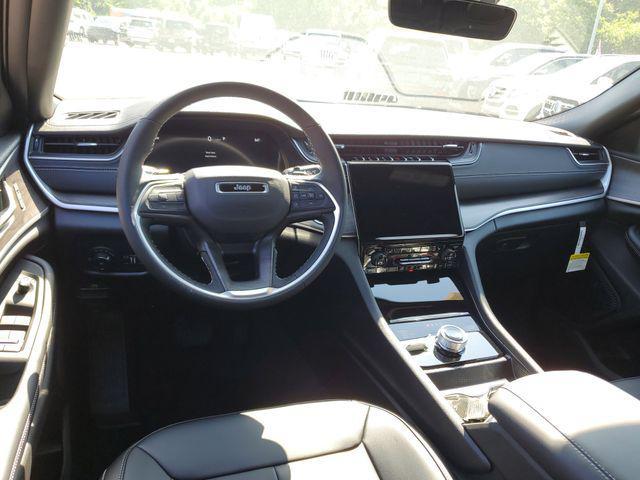 new 2025 Jeep Grand Cherokee L car, priced at $47,995