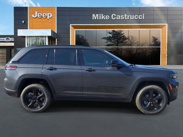 new 2025 Jeep Grand Cherokee car, priced at $46,495