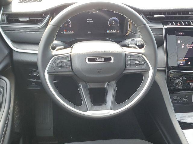 new 2025 Jeep Grand Cherokee L car, priced at $36,995