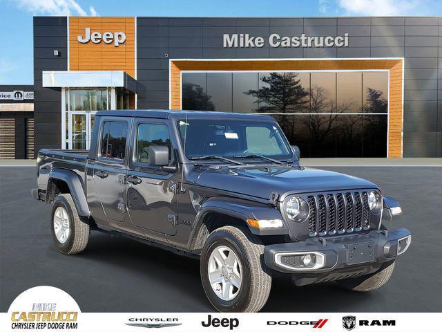 used 2022 Jeep Gladiator car, priced at $27,628