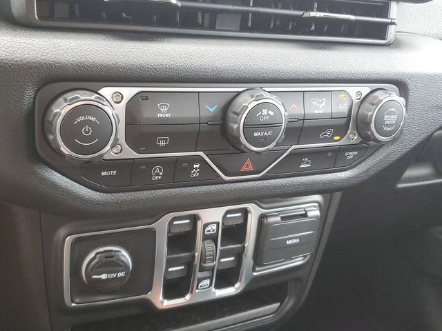 new 2025 Jeep Wrangler car, priced at $38,995
