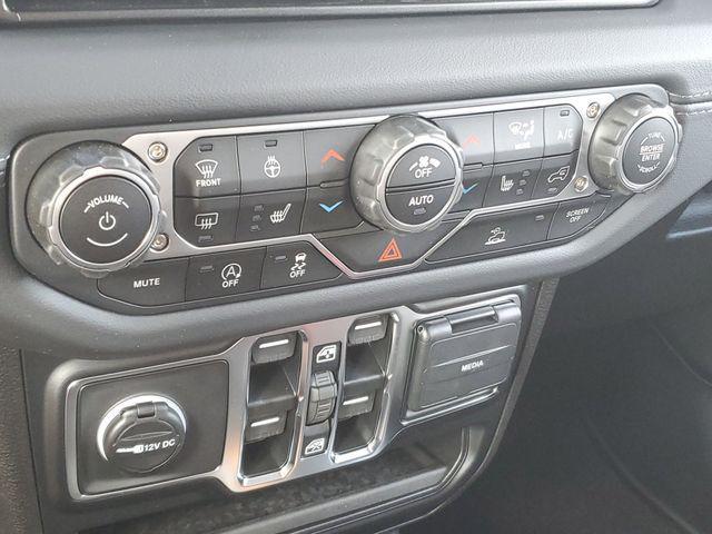 new 2025 Jeep Gladiator car, priced at $42,995