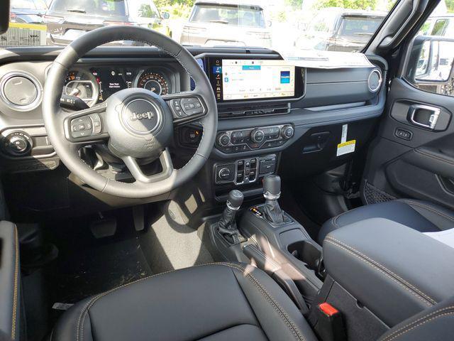 new 2025 Jeep Gladiator car, priced at $42,995