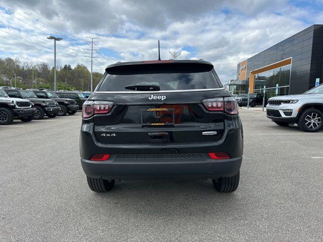 new 2025 Jeep Compass car, priced at $27,495