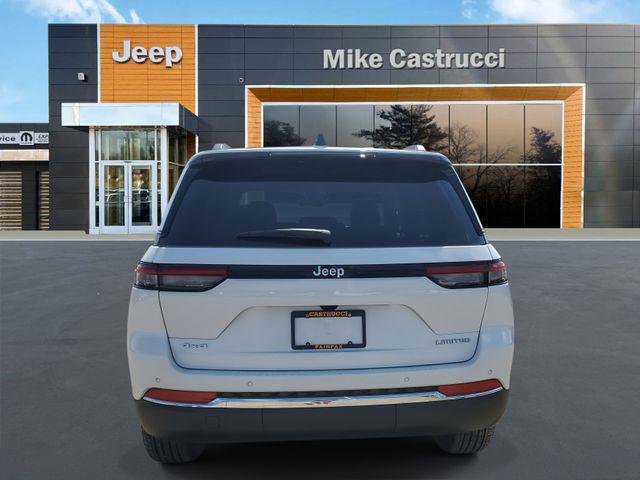 new 2025 Jeep Grand Cherokee car, priced at $40,995