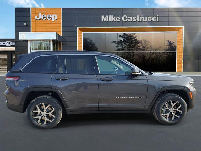 new 2025 Jeep Grand Cherokee car, priced at $42,911