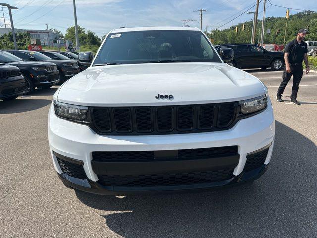 new 2025 Jeep Grand Cherokee L car, priced at $48,911