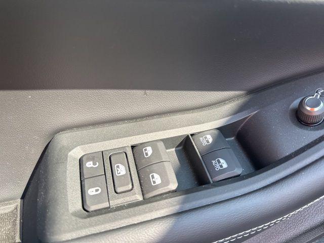 new 2025 Jeep Grand Cherokee L car, priced at $48,911