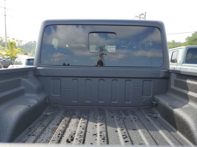 new 2025 Jeep Gladiator car, priced at $50,995