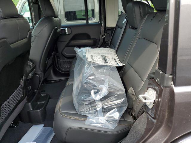 new 2025 Jeep Wrangler car, priced at $49,995