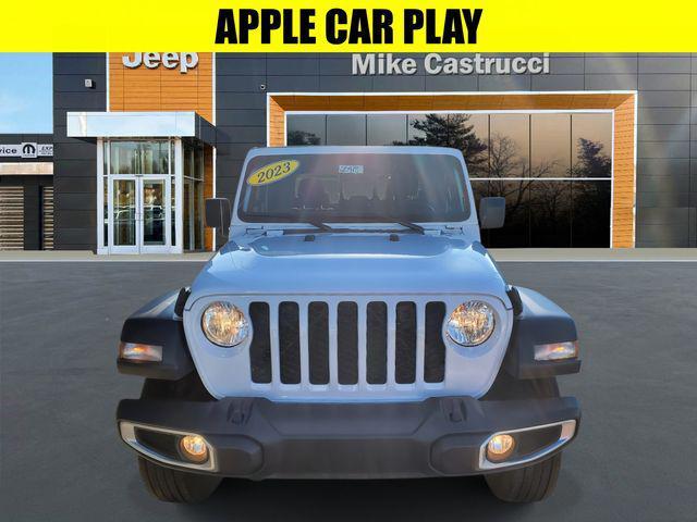 used 2023 Jeep Gladiator car, priced at $28,275