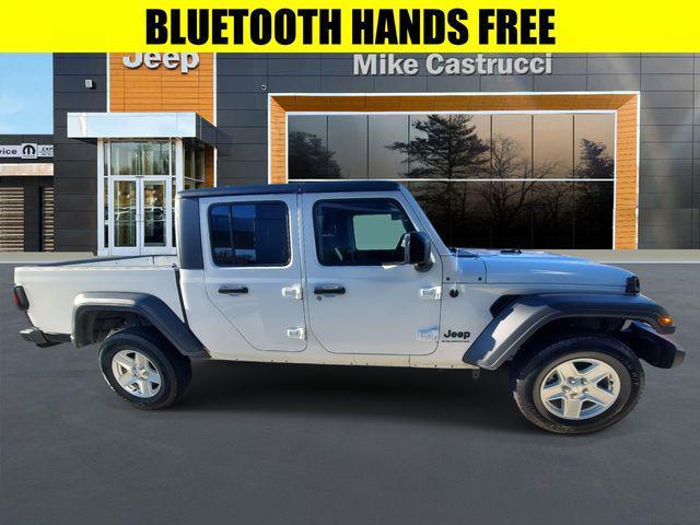 used 2023 Jeep Gladiator car, priced at $28,275