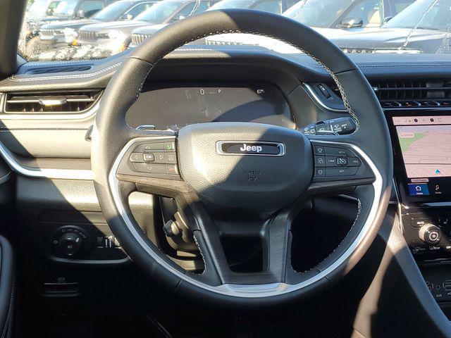 new 2025 Jeep Grand Cherokee car, priced at $50,995