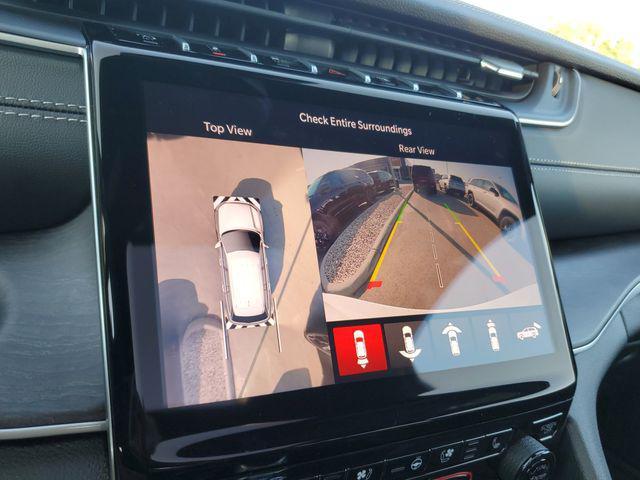 new 2025 Jeep Grand Cherokee car, priced at $50,995