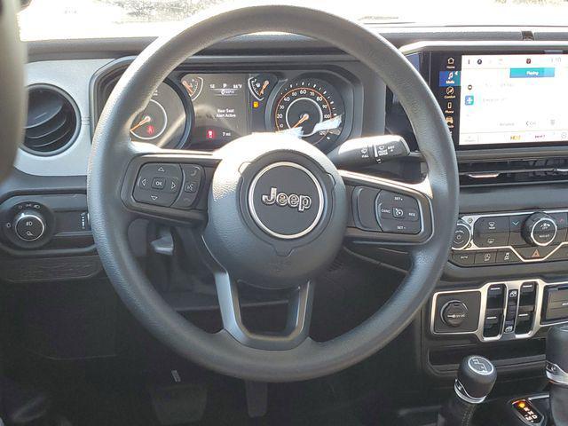 new 2025 Jeep Gladiator car, priced at $36,995