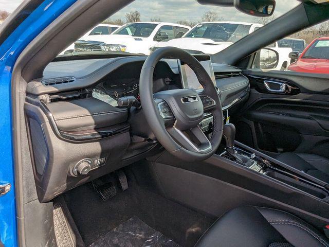 new 2024 Jeep Compass car, priced at $30,995