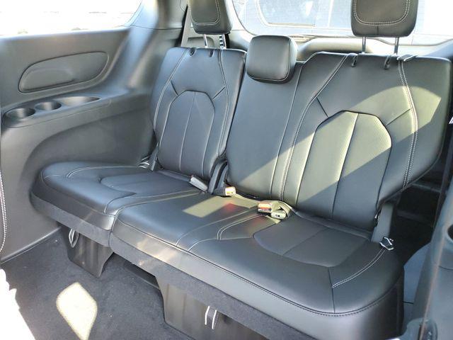 new 2025 Chrysler Pacifica car, priced at $41,995