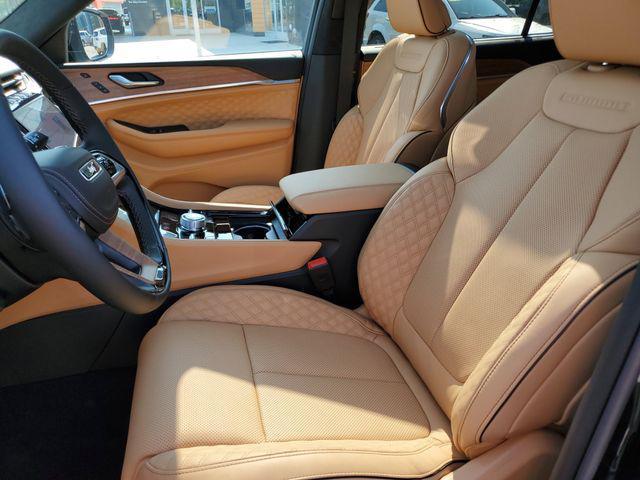 new 2025 Jeep Grand Cherokee L car, priced at $61,995