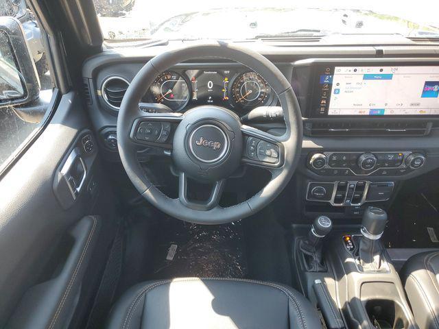 new 2025 Jeep Gladiator car, priced at $45,995