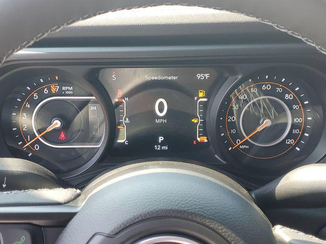 new 2025 Jeep Gladiator car, priced at $45,995