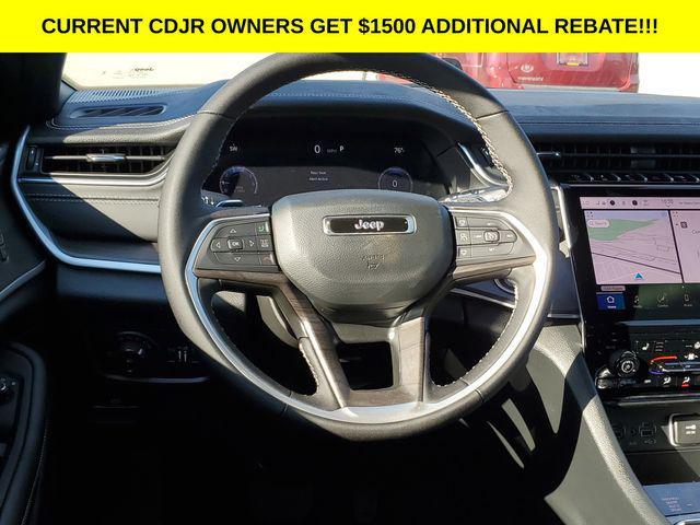 new 2025 Jeep Grand Cherokee car, priced at $43,995