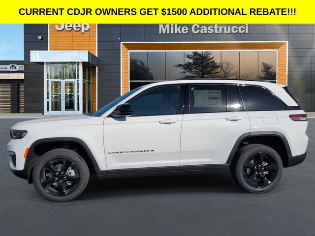 new 2025 Jeep Grand Cherokee car, priced at $43,995
