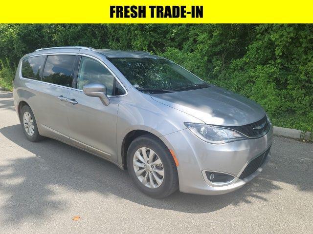 used 2018 Chrysler Pacifica car, priced at $19,995