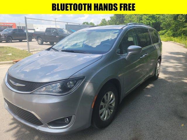 used 2018 Chrysler Pacifica car, priced at $19,995